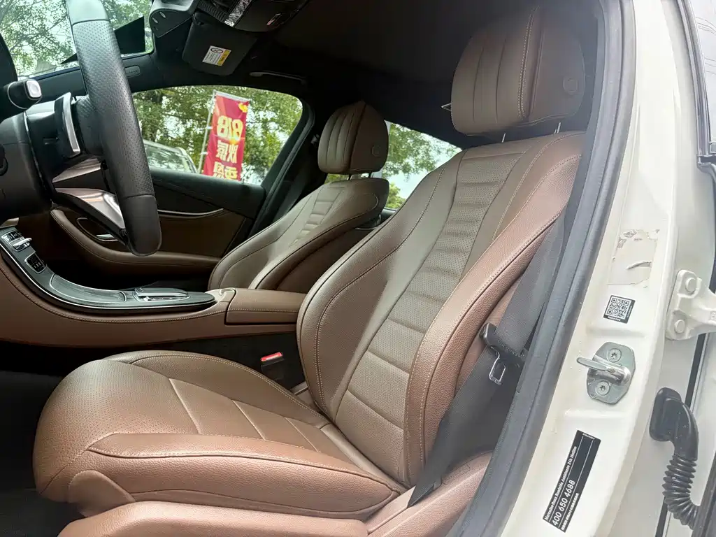 Mercedes-Benz E-Class — миниатюра 14