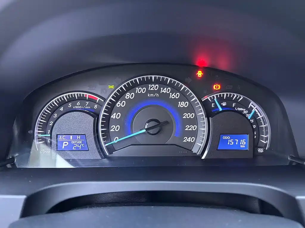 Toyota Camry — миниатюра 6
