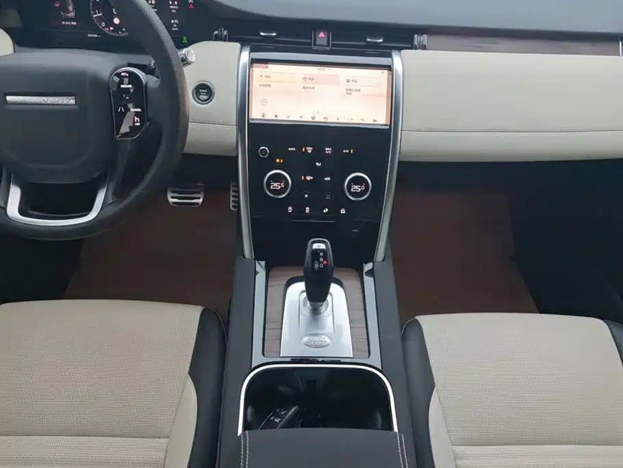 Land Rover Discovery Sport — миниатюра 16