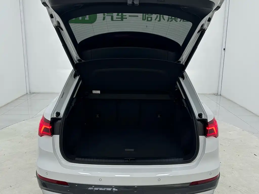 Audi Q3 — миниатюра 15