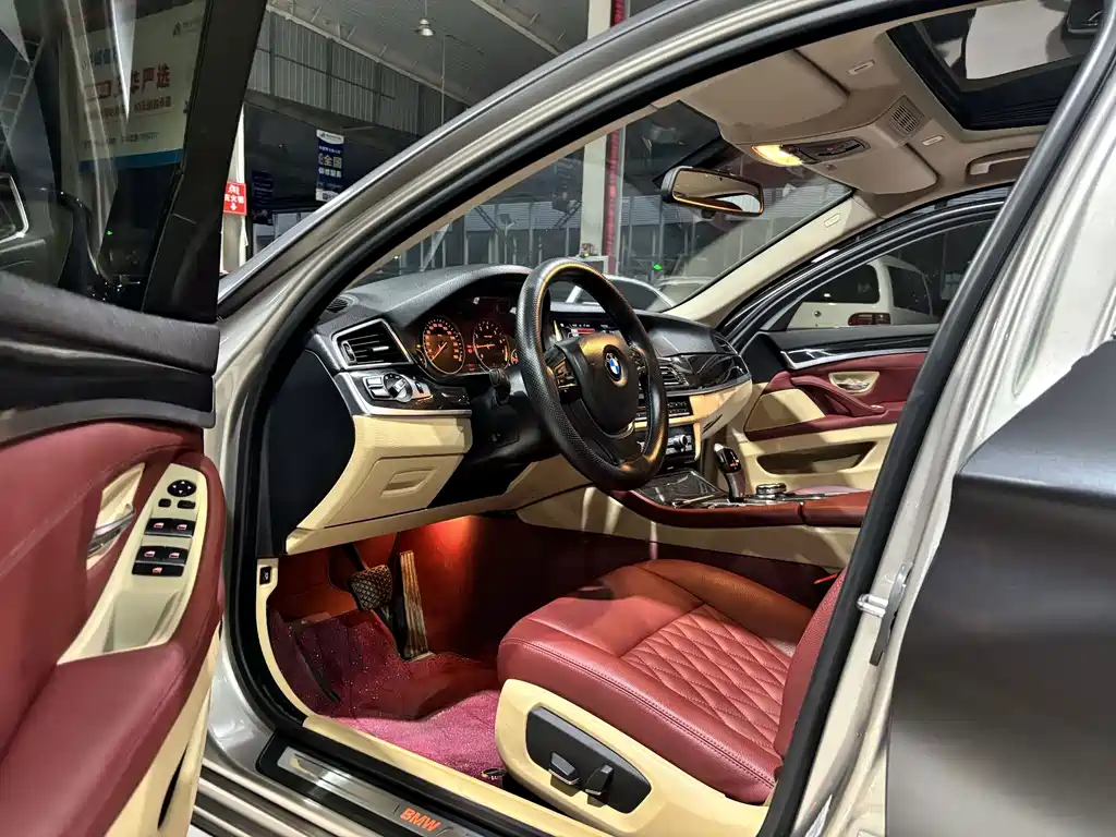 BMW 5 Series — миниатюра 8