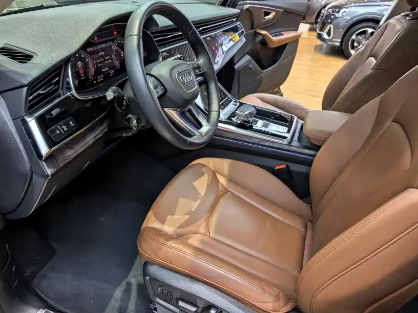 Audi Q7 — миниатюра 4