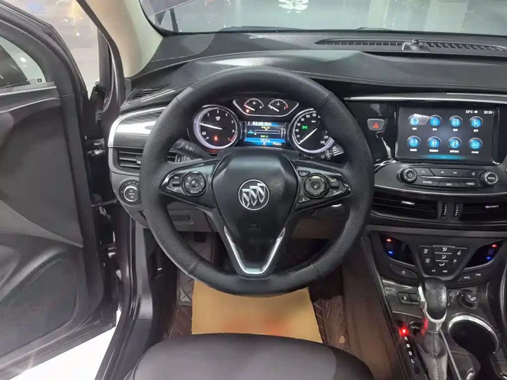 Buick Envision Plus — миниатюра 11