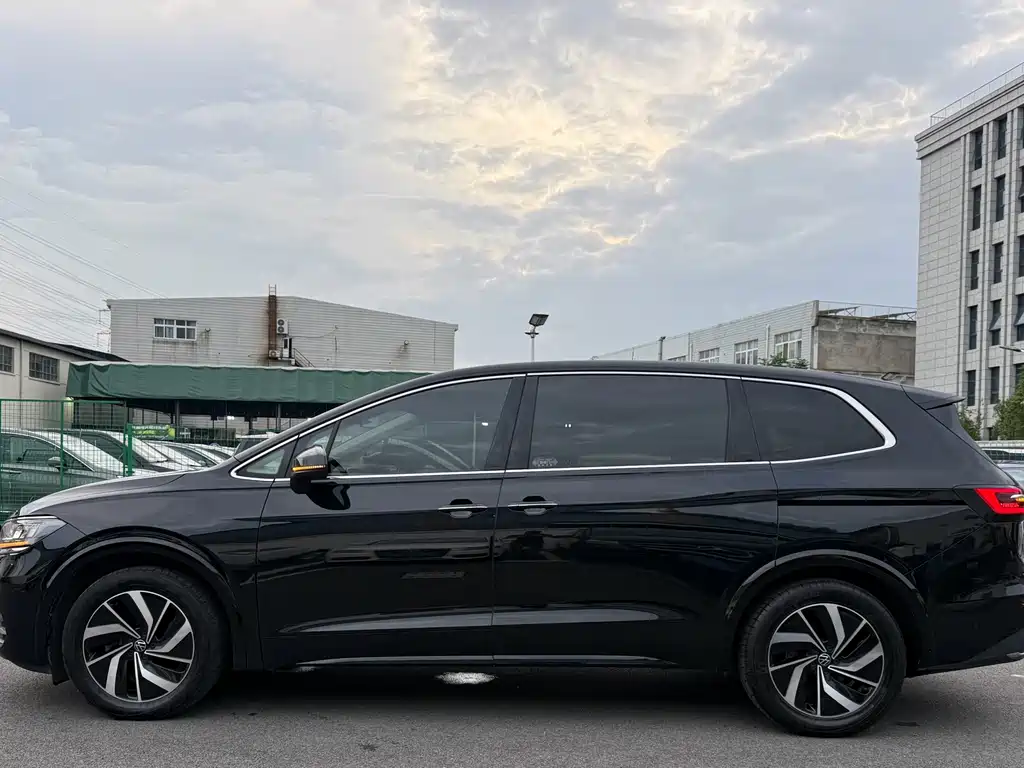 Volkswagen Viloran — миниатюра 17