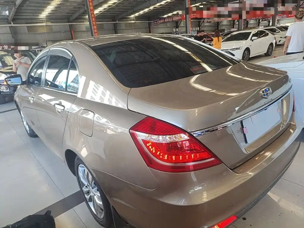 Geely Emgrand — миниатюра 5