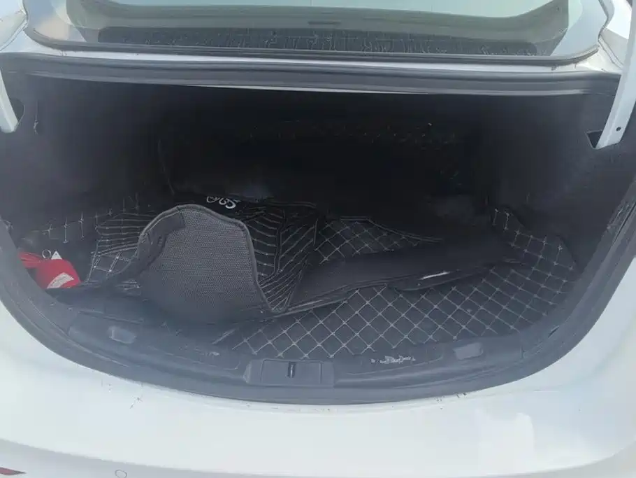 Ford Mondeo — миниатюра 4