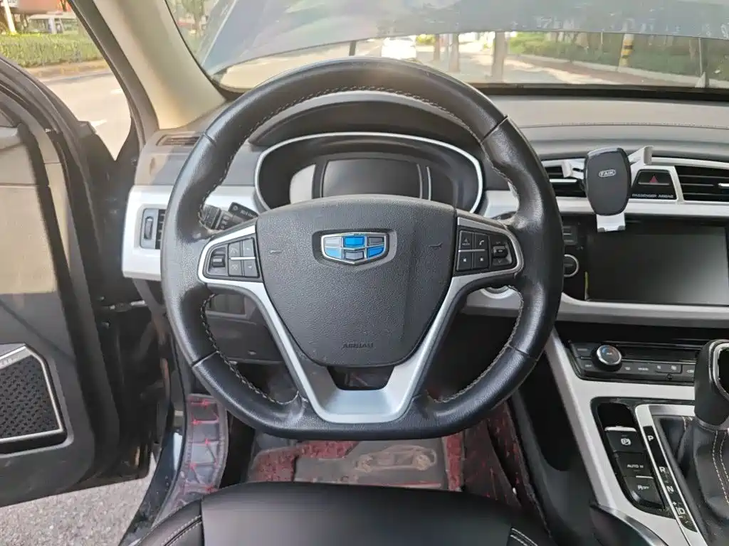 Geely Boyue — миниатюра 11