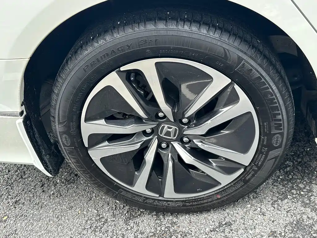 Honda Accord — миниатюра 16