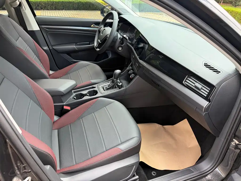 Volkswagen Bora — миниатюра 16