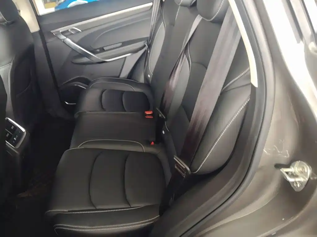Geely Boyue — миниатюра 17