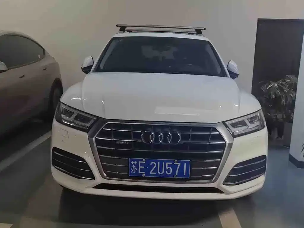 Audi Q5L — миниатюра 2