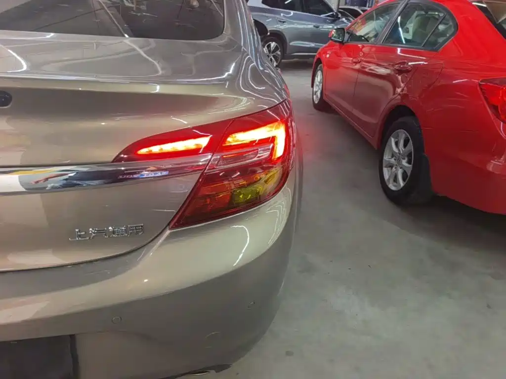 Buick Regal — миниатюра 8
