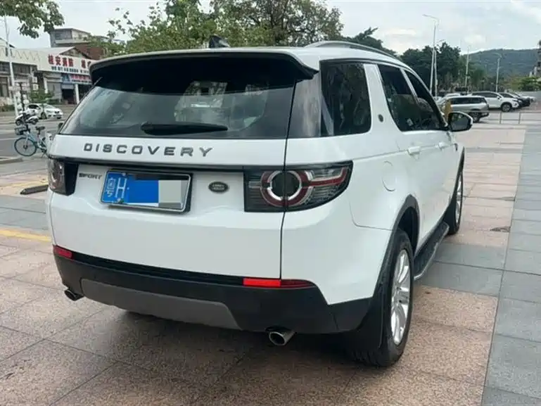 Land Rover Discovery Sport 2018 240PS SE