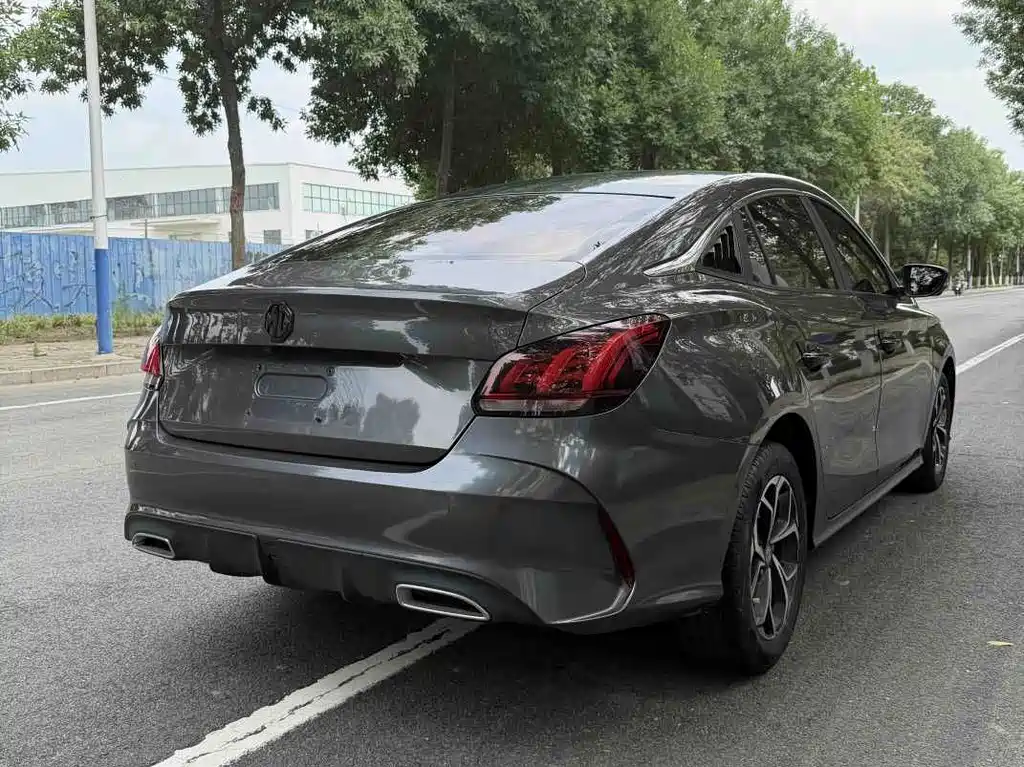 MG MG5 — миниатюра 4