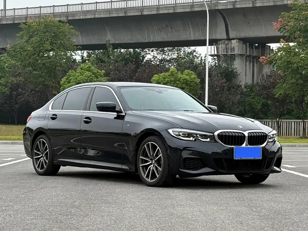 BMW 3 Series — миниатюра 3