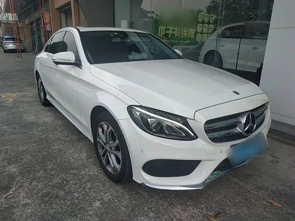 Mercedes-Benz C-Class — миниатюра 4