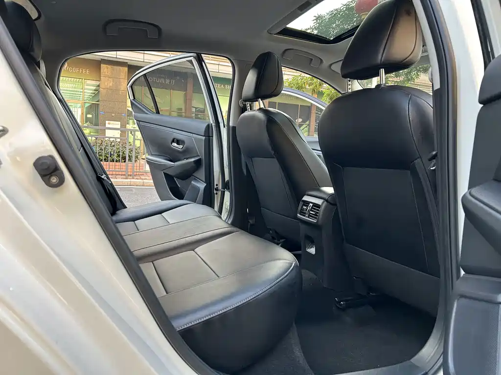 Nissan Sylphy — миниатюра 8