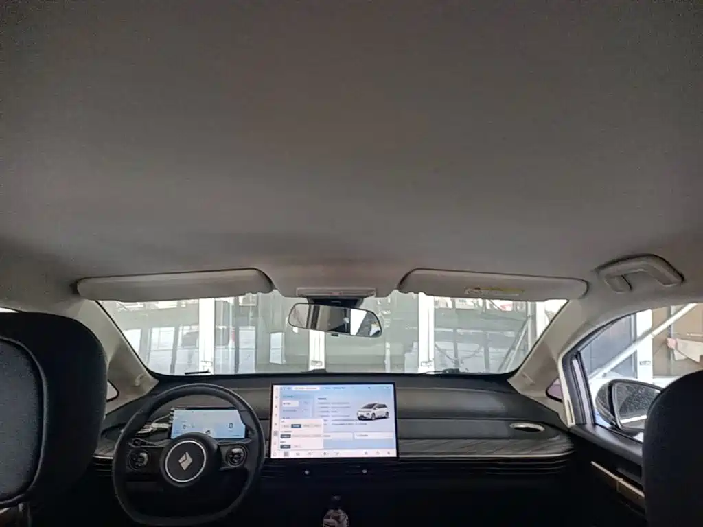 Baojun Yunduo — миниатюра 18