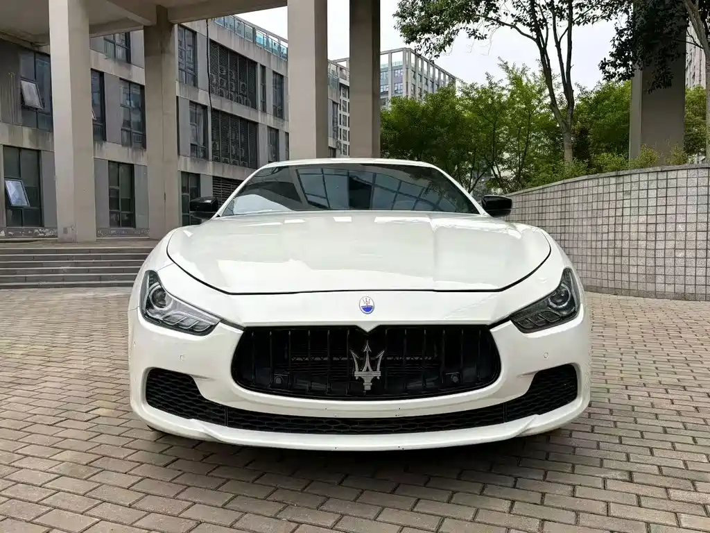 Maserati Ghibli — миниатюра 6
