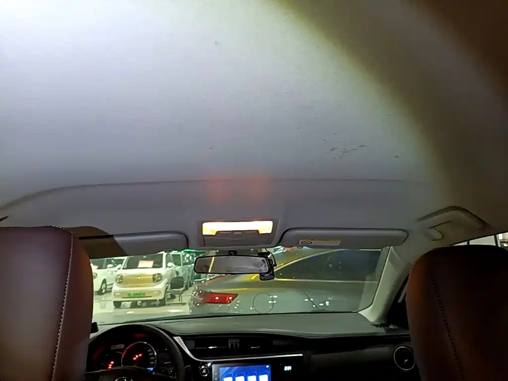 Toyota Corolla — миниатюра 18
