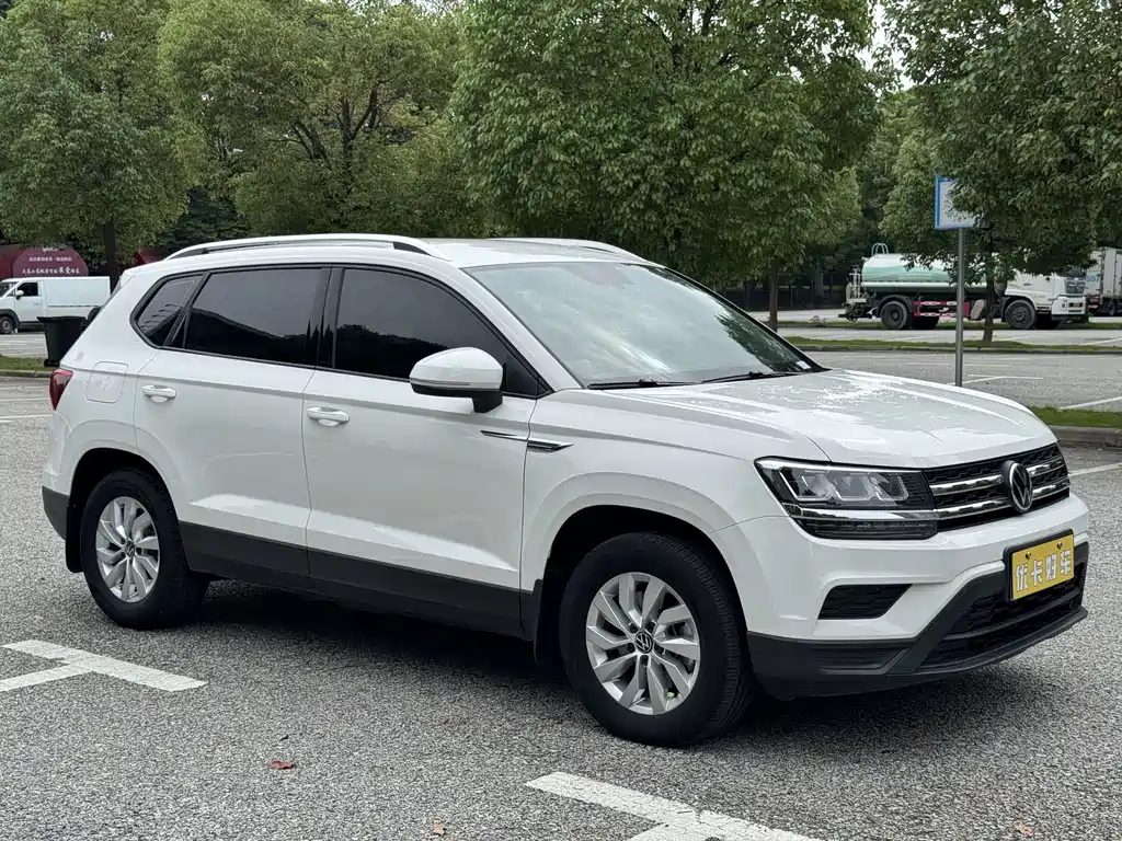 Volkswagen Tharu — миниатюра 2