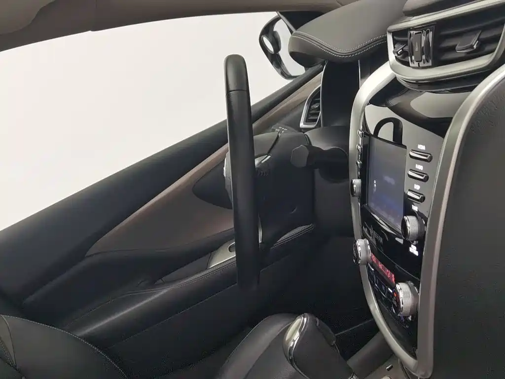 Nissan Murano — миниатюра 22