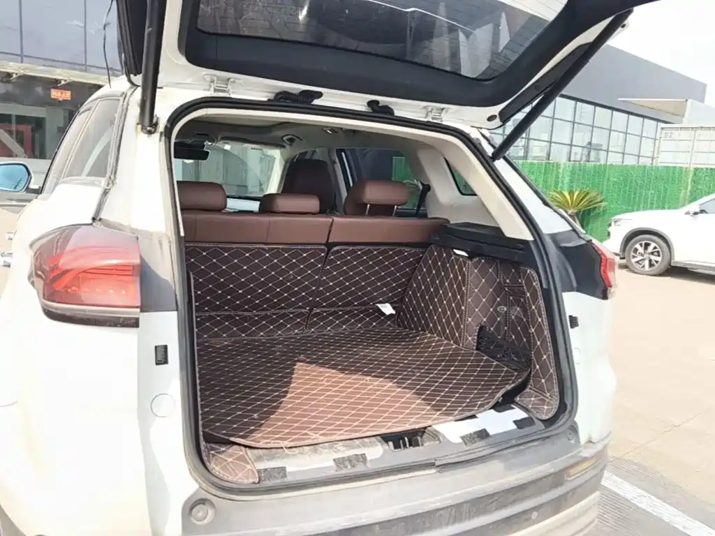 Geely Boyue — миниатюра 19