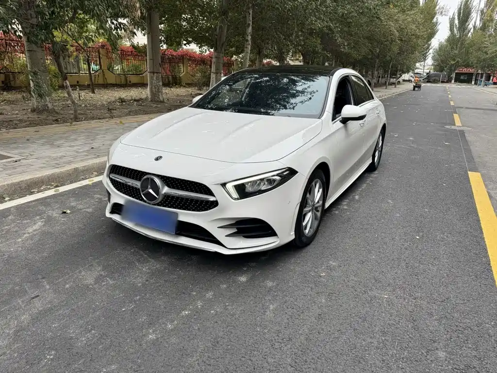 Mercedes-Benz A-Class — миниатюра 12