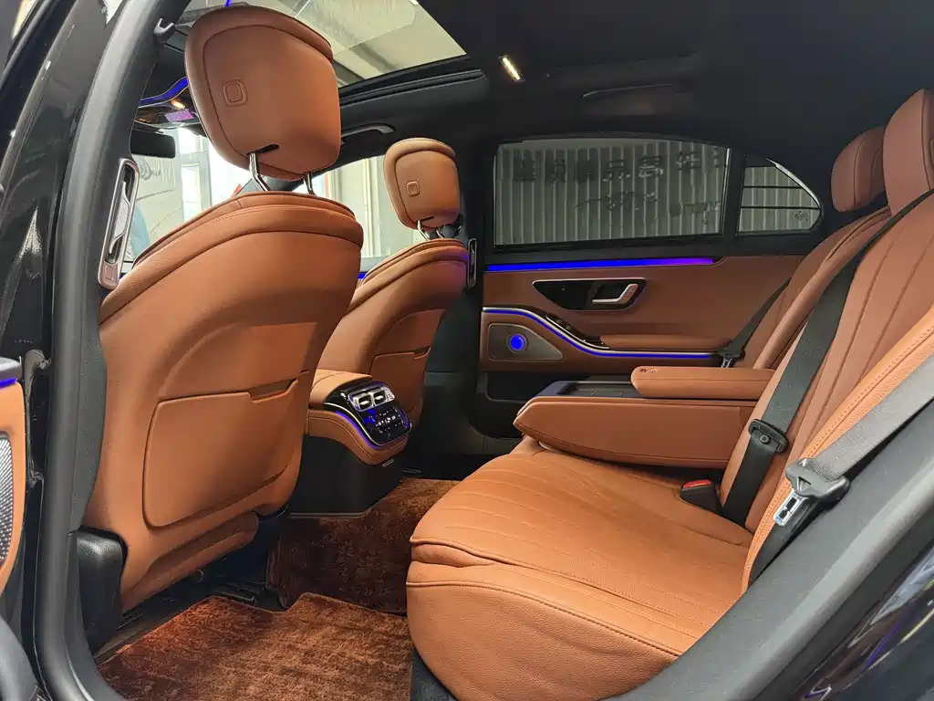 Mercedes-Benz S-Class — миниатюра 22