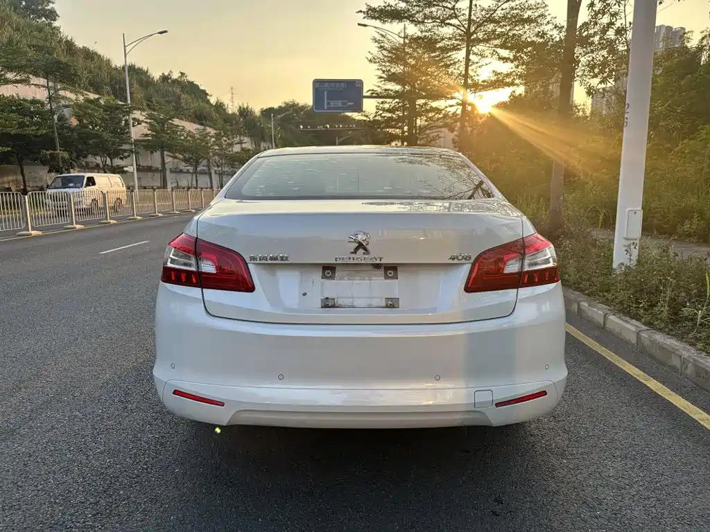 Peugeot 408 — миниатюра 5