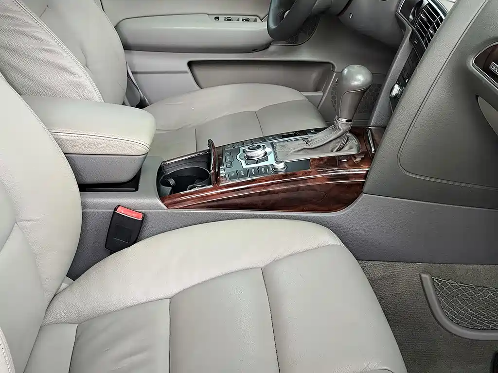 Audi A6L — миниатюра 11