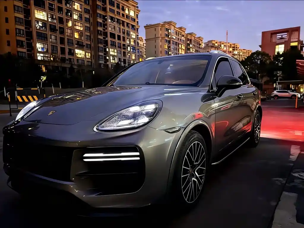 Porsche Cayenne 2011