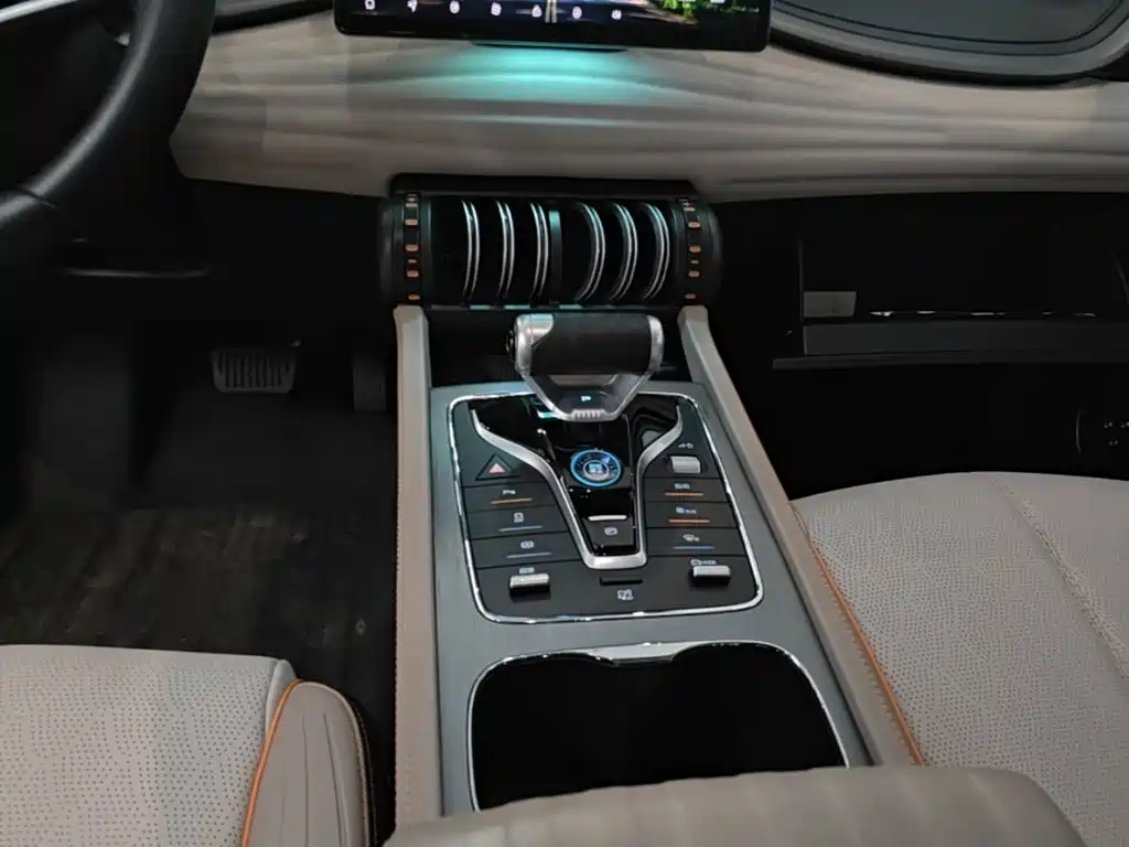 BYD Yuan Plus — миниатюра 14
