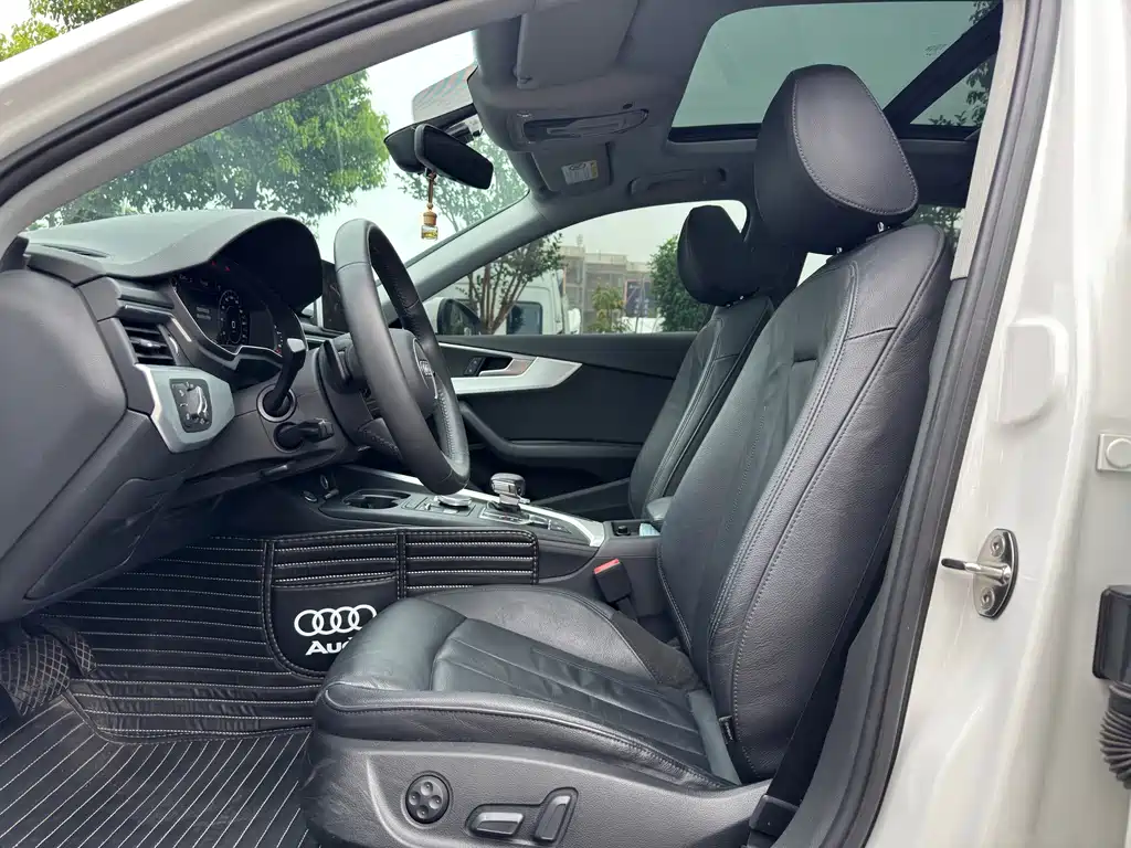 Audi A4L — миниатюра 8
