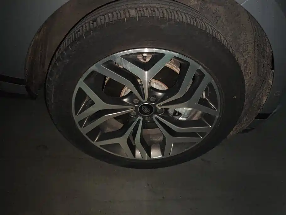 Land Rover Evoque — миниатюра 6