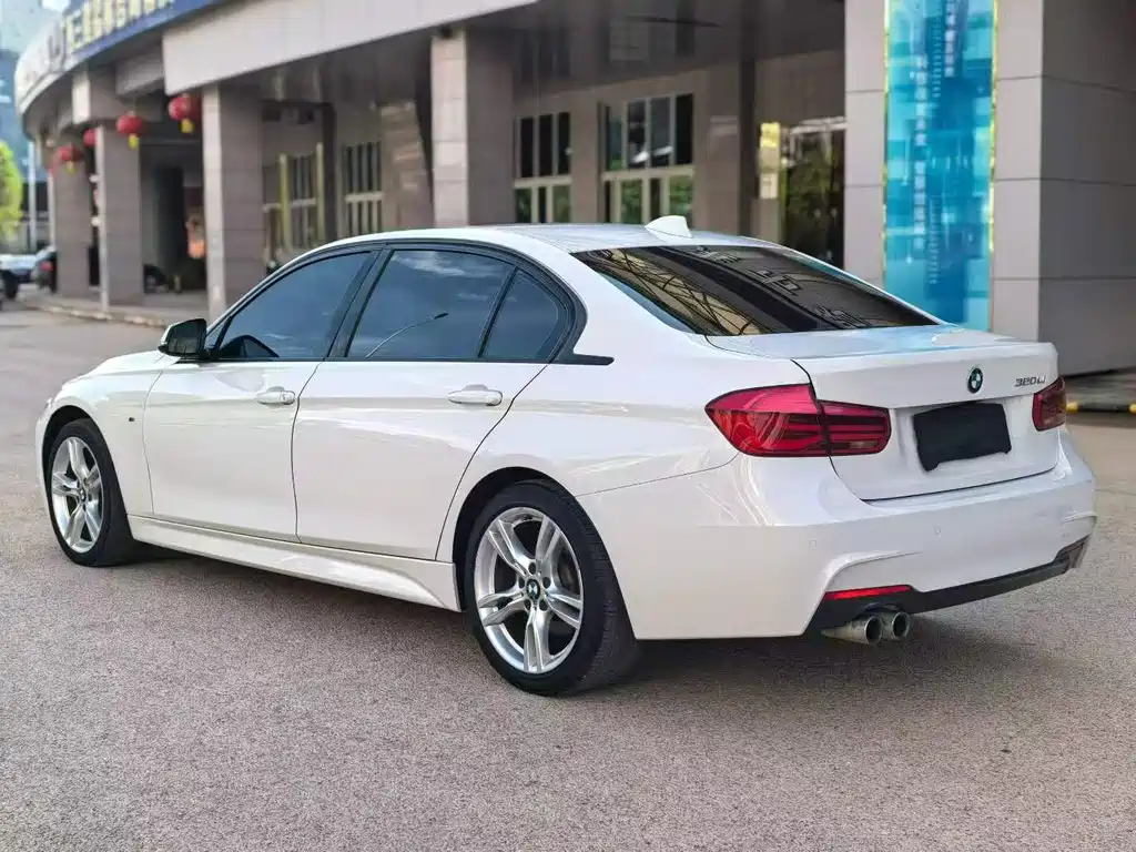 BMW 3 Series — миниатюра 6