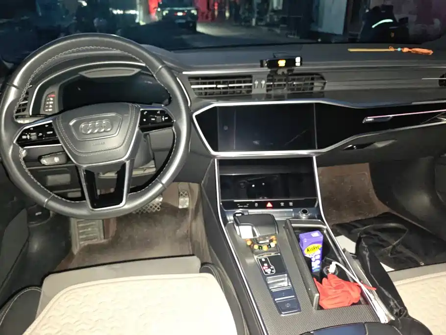 Audi A6L — миниатюра 12