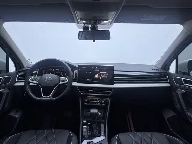 Volkswagen Tiguan L — миниатюра 6