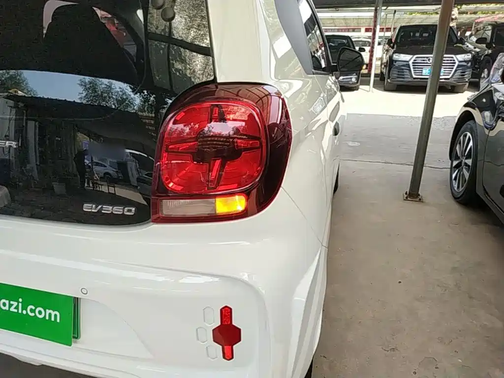 Roewe Clever — миниатюра 8