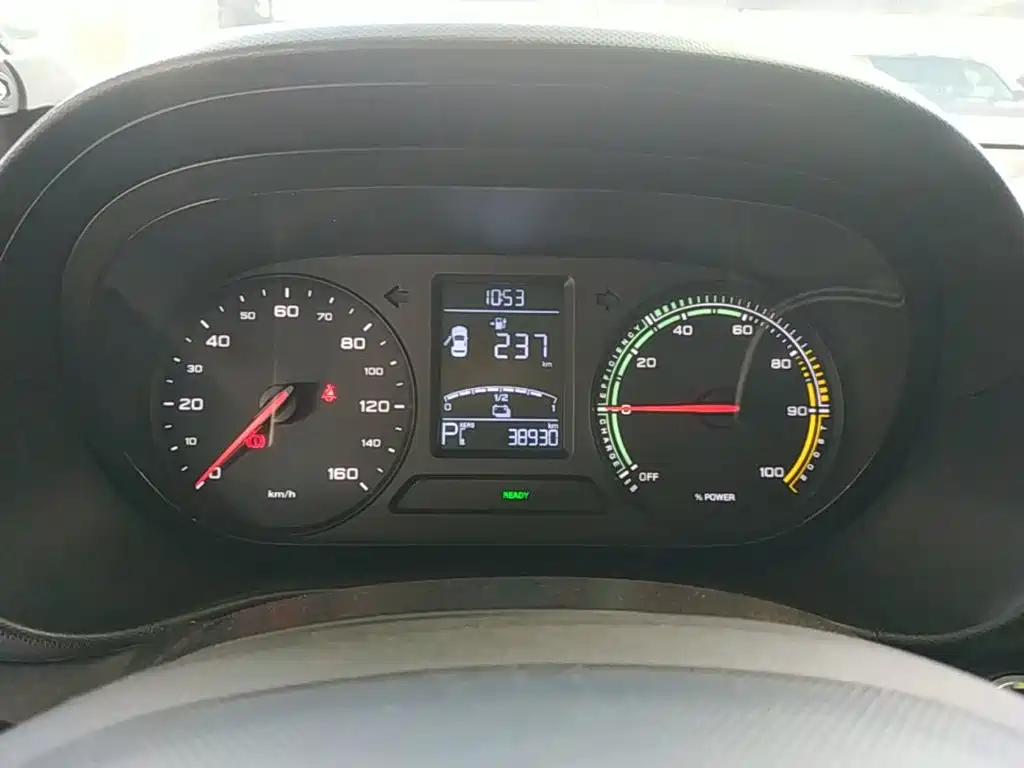 Roewe Clever — миниатюра 12