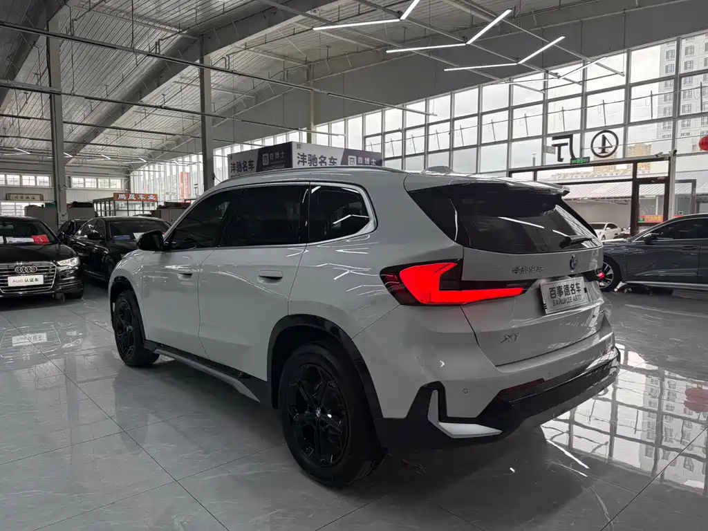 BMW X1 — миниатюра 7