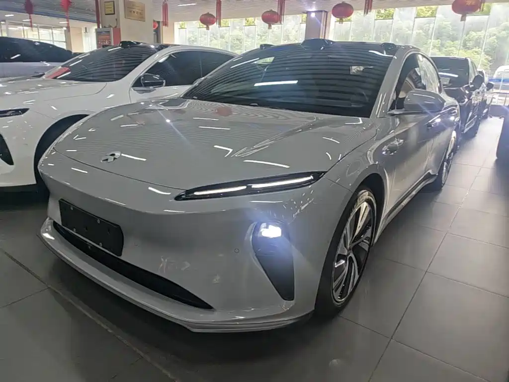 NIO ET5 — миниатюра 2