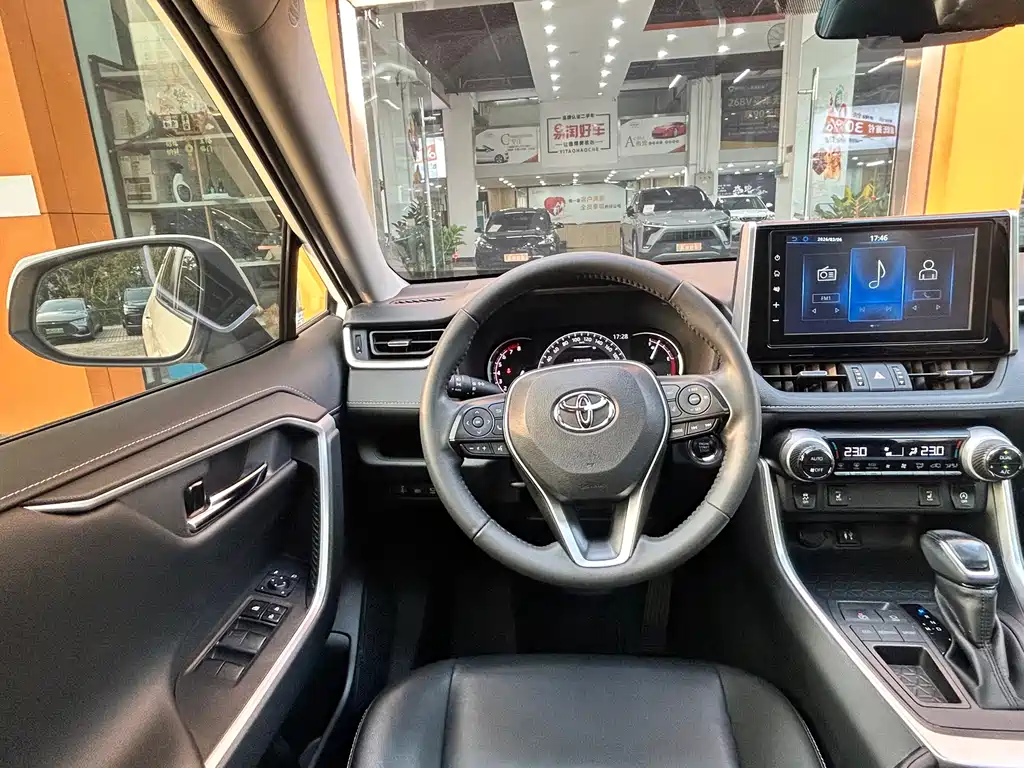 TOYOTA RAV4 RONGFANG