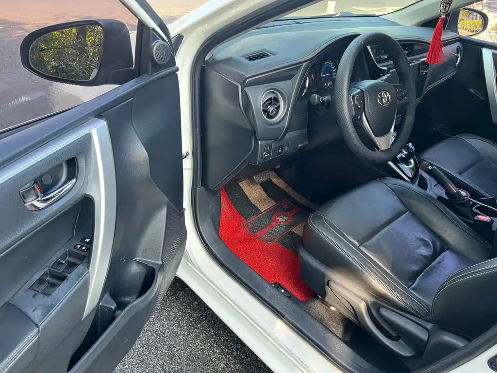 Toyota Corolla — миниатюра 8