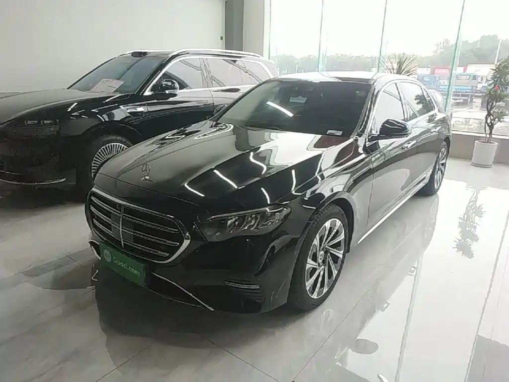 奔驰E级 2025款 E 300 L 豪华型 2025