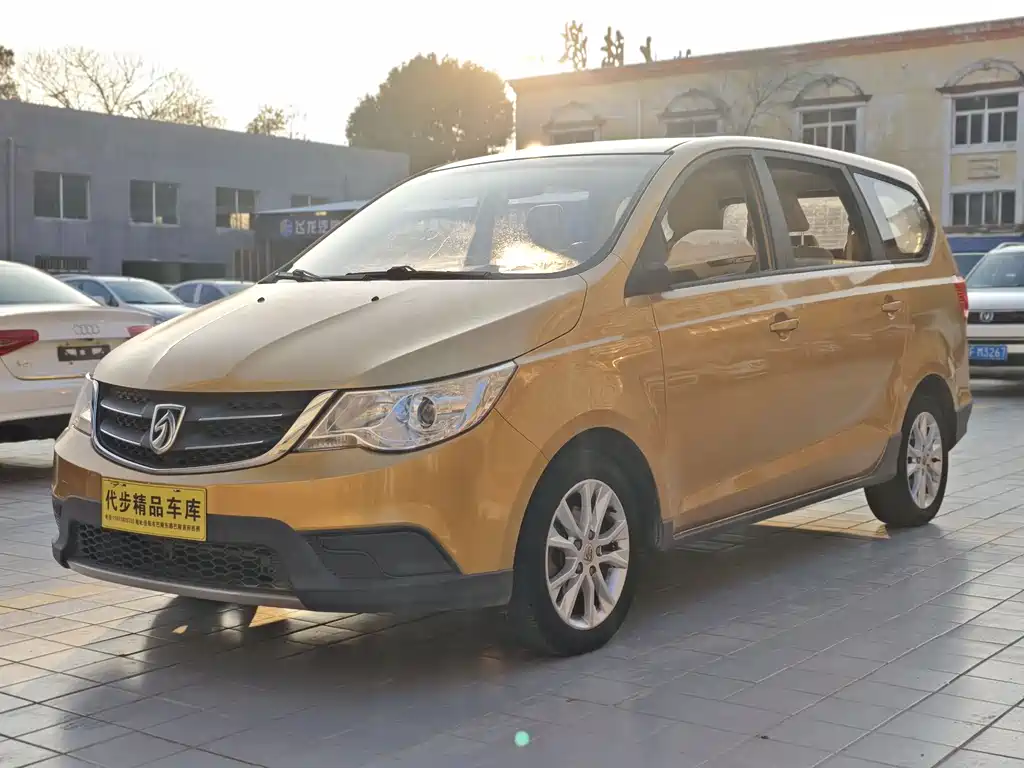 Baojun 730 2014