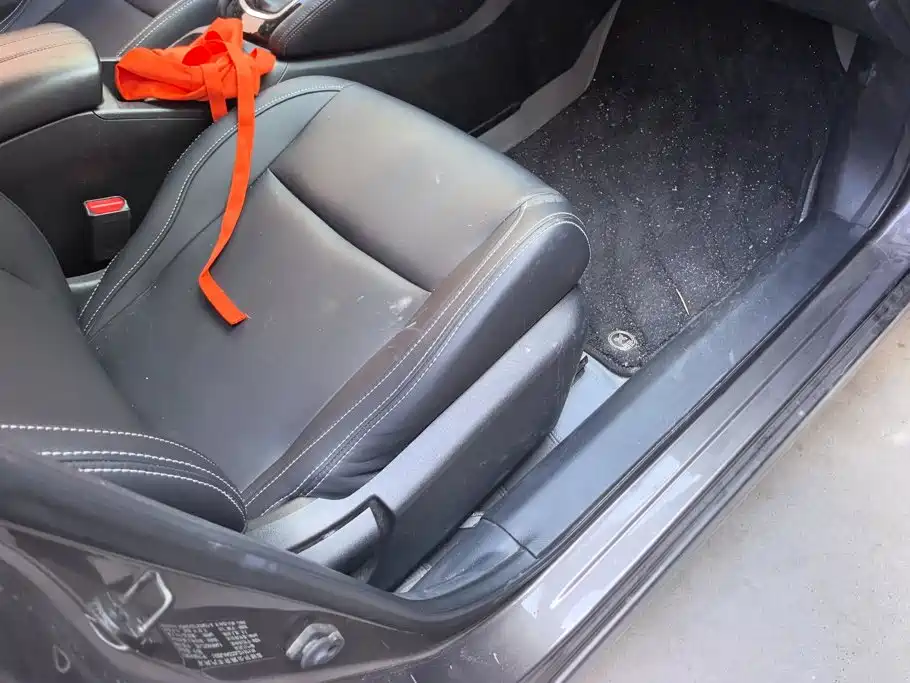 Nissan Qashqai — миниатюра 8