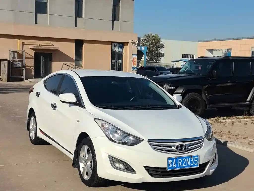 Hyundai Elantra Langdong — миниатюра 3