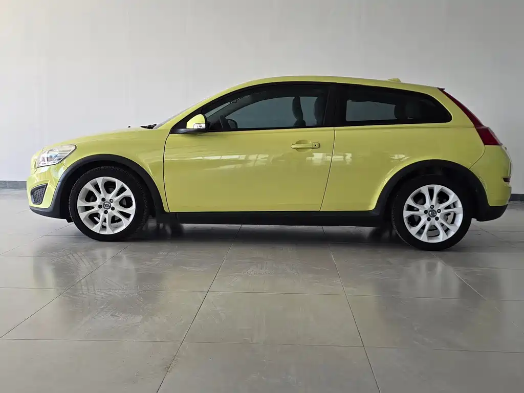 Volvo C30 — миниатюра 7