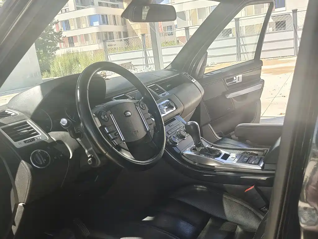 Land Rover Sport — миниатюра 8